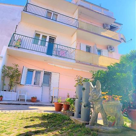 Roko Apartment House Primošten المظهر الخارجي الصورة