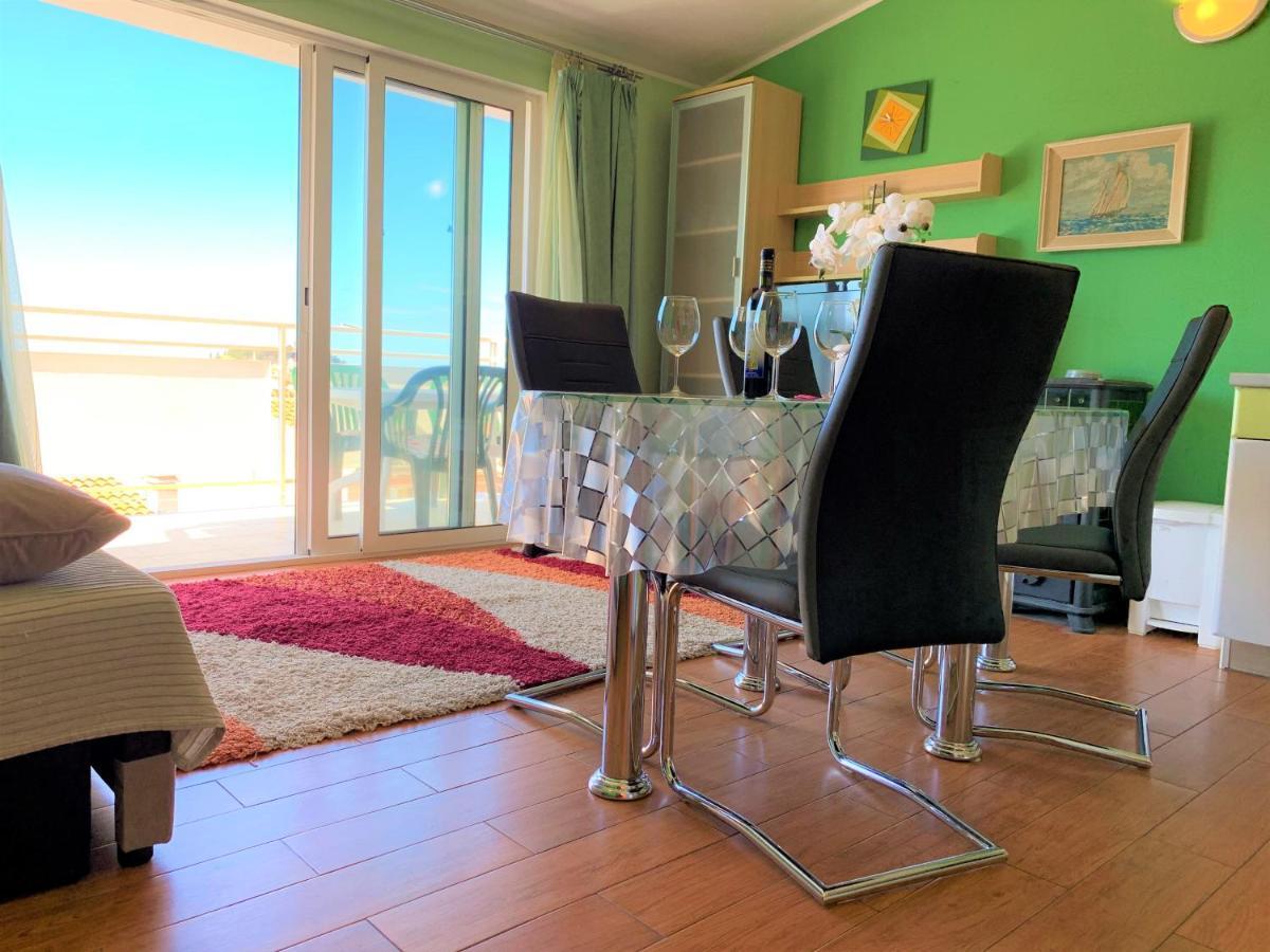 Roko Apartment House Primošten المظهر الخارجي الصورة