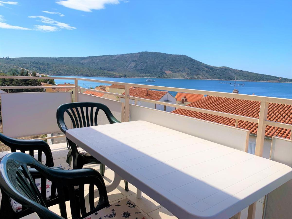 Roko Apartment House Primošten المظهر الخارجي الصورة