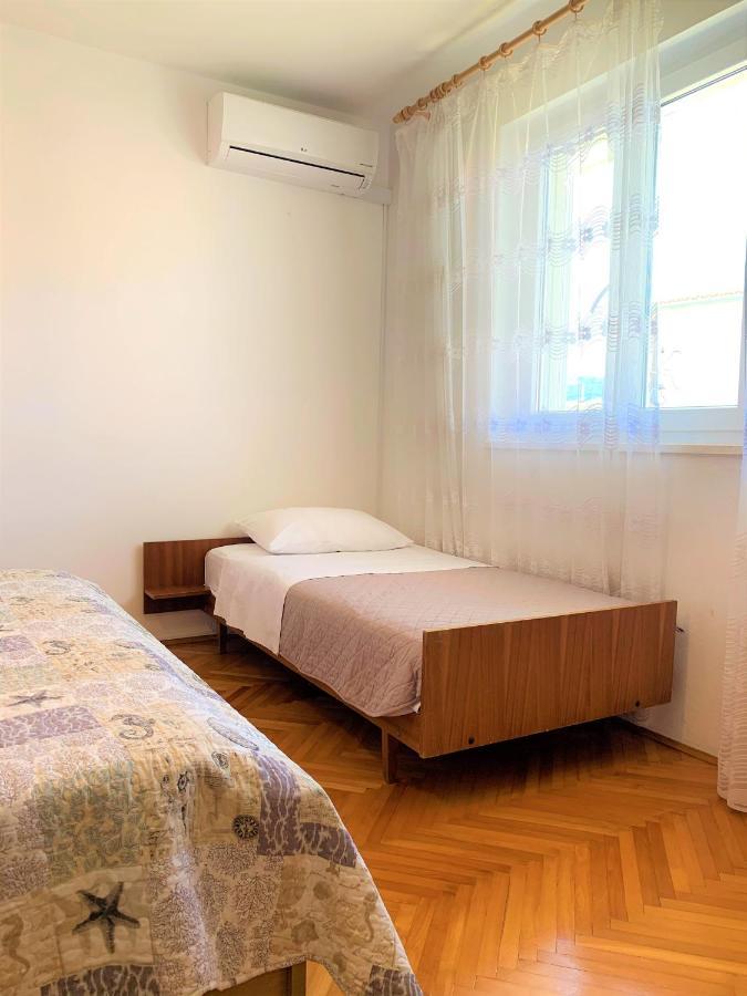 Roko Apartment House Primošten المظهر الخارجي الصورة
