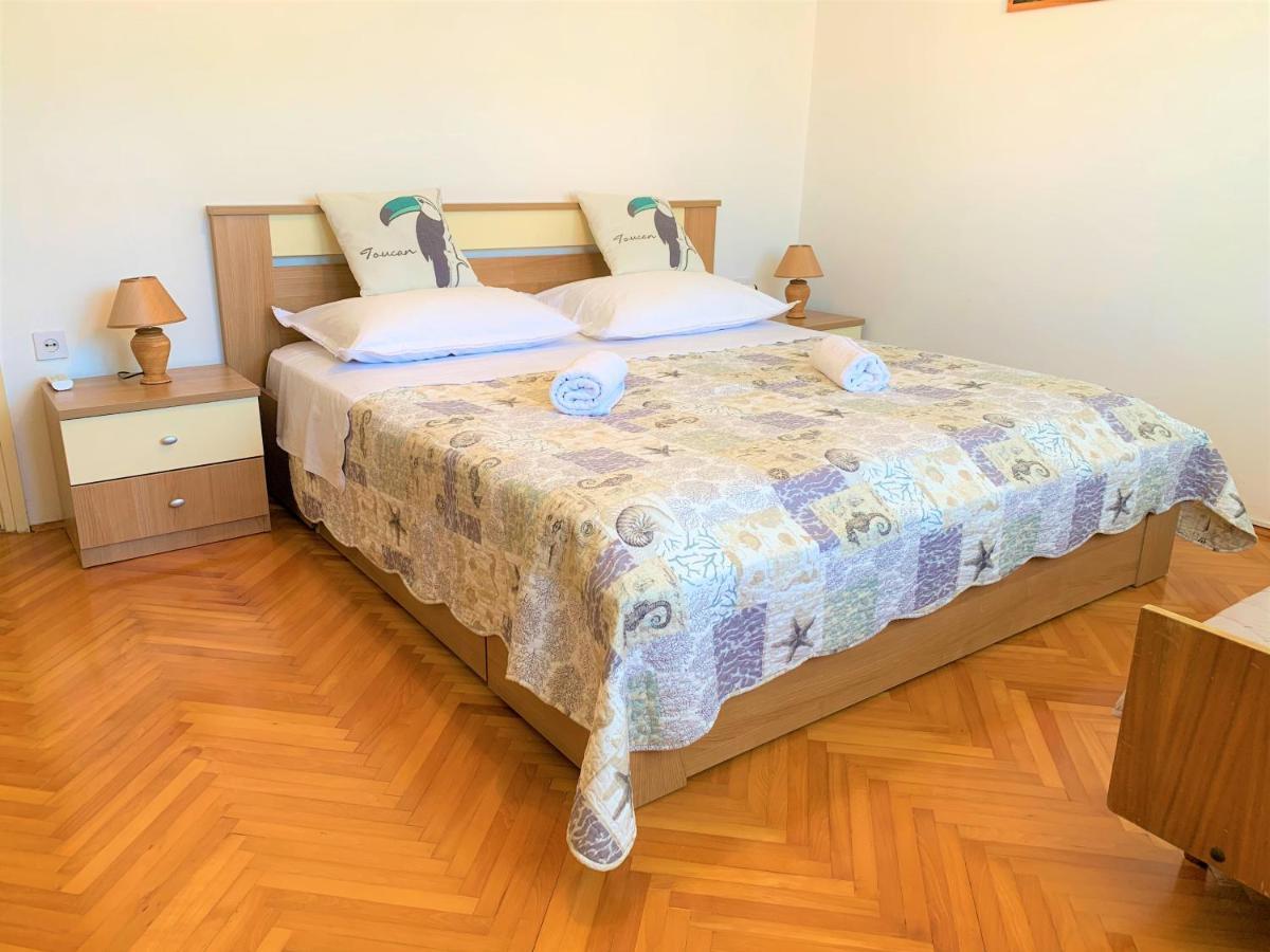 Roko Apartment House Primošten المظهر الخارجي الصورة