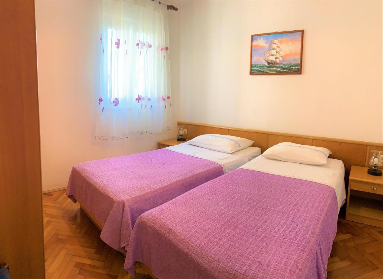 Roko Apartment House Primošten المظهر الخارجي الصورة