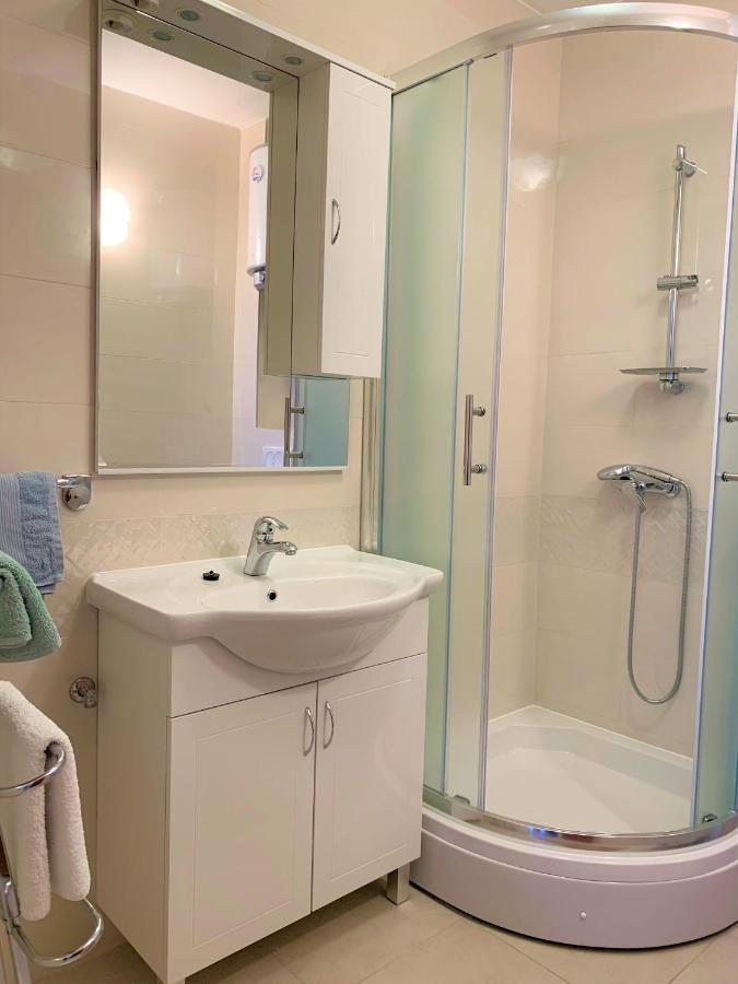 Roko Apartment House Primošten المظهر الخارجي الصورة