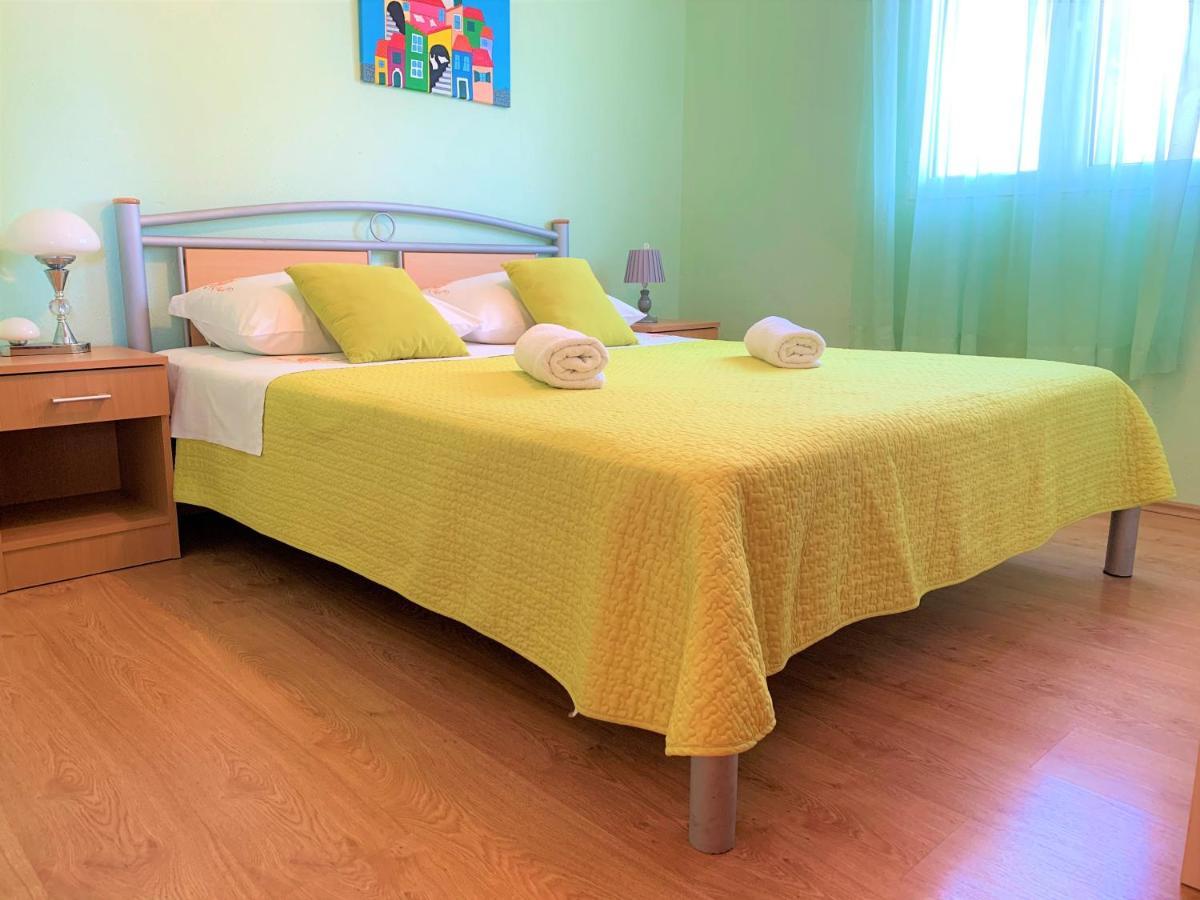 Roko Apartment House Primošten المظهر الخارجي الصورة