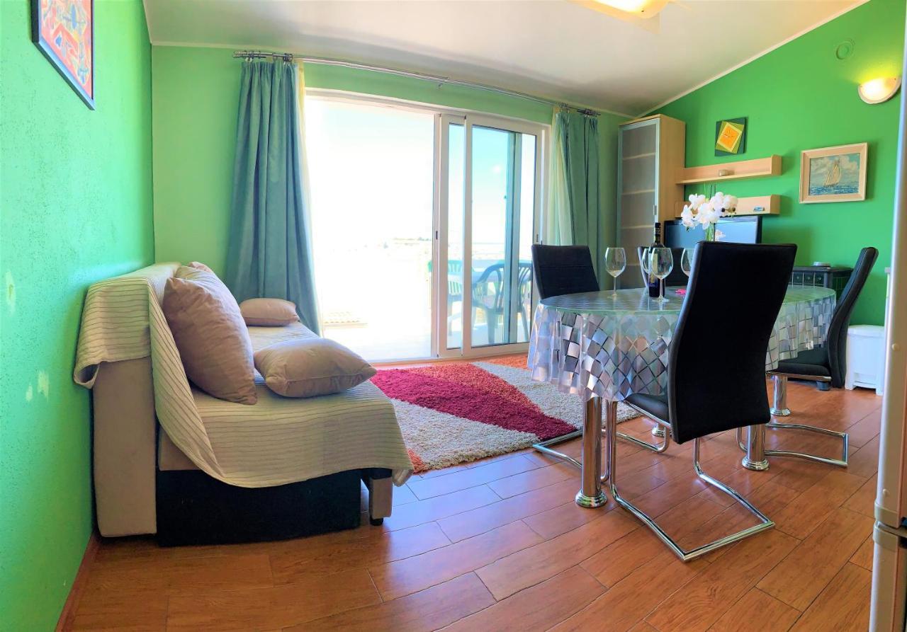 Roko Apartment House Primošten المظهر الخارجي الصورة