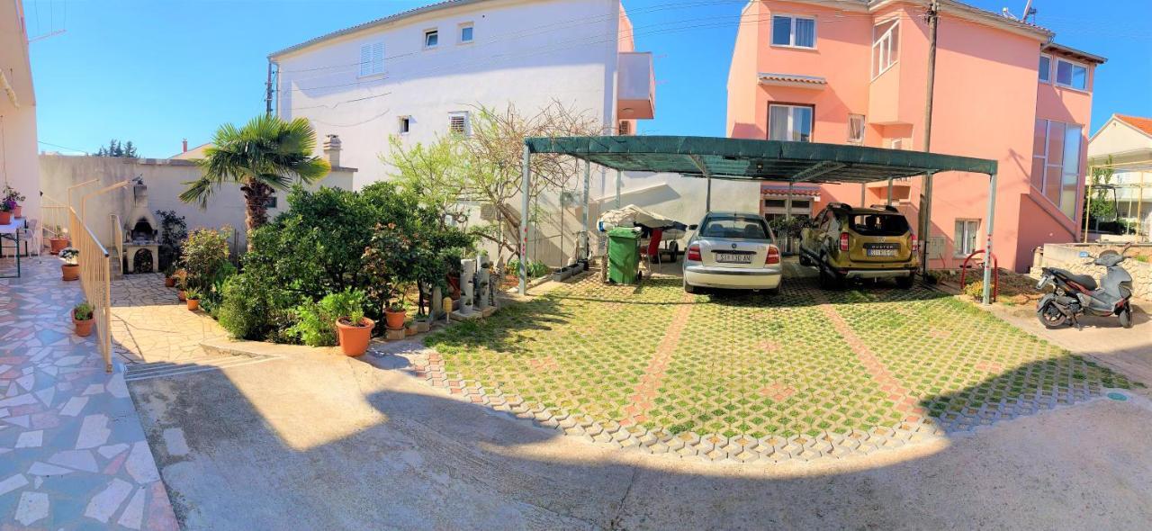 Roko Apartment House Primošten المظهر الخارجي الصورة