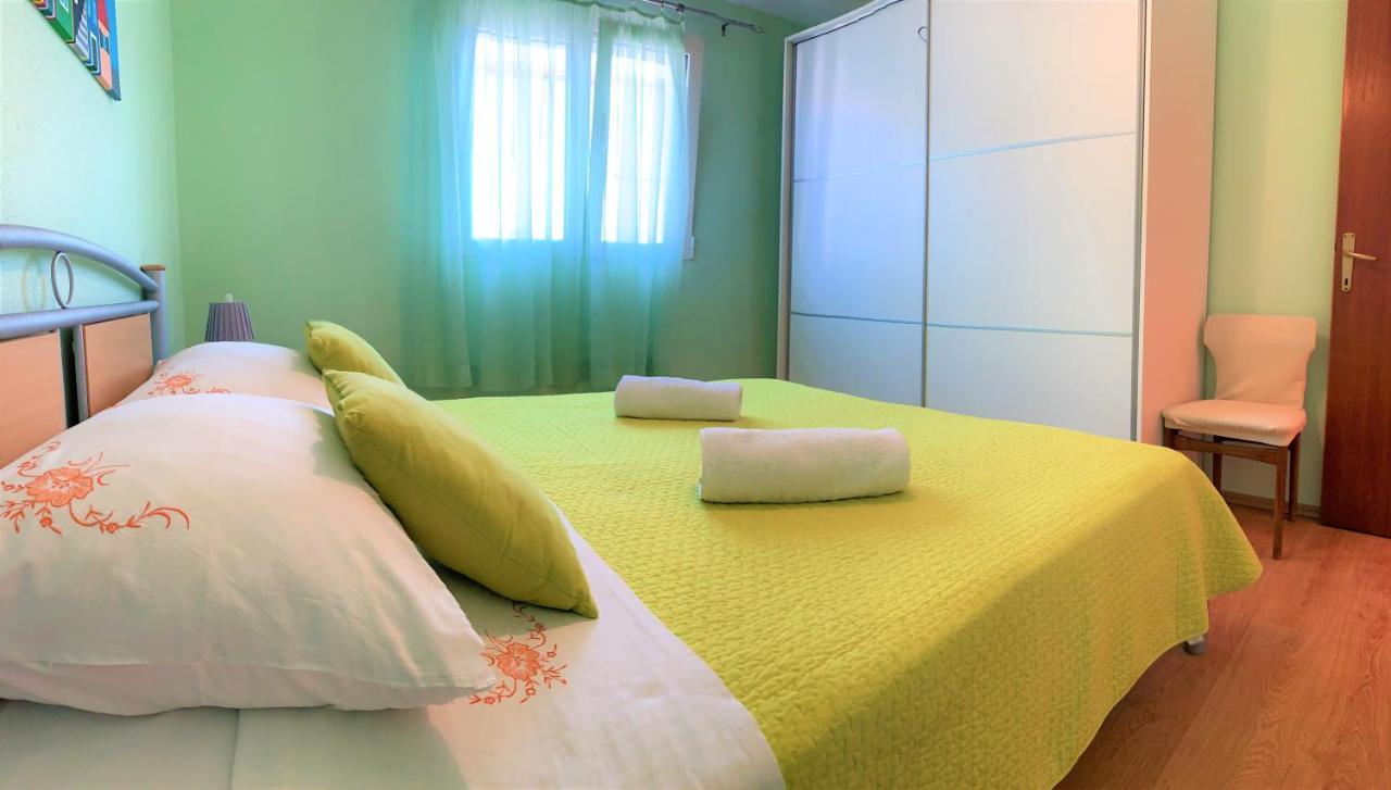 Roko Apartment House Primošten المظهر الخارجي الصورة