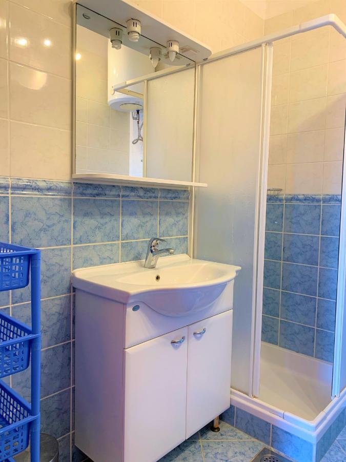 Roko Apartment House Primošten المظهر الخارجي الصورة